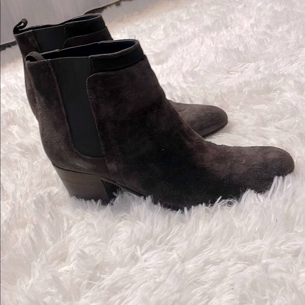 VINCE Women's Brown Suede Ankle Boots